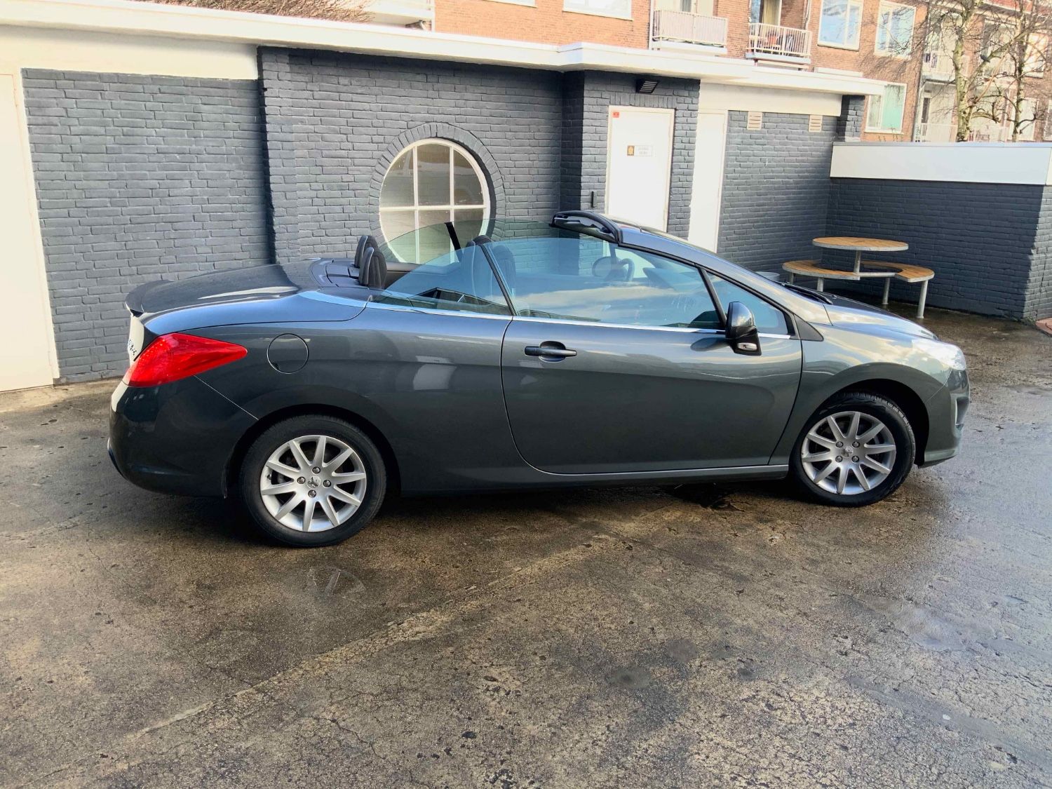 Peugeot 308 Cabrio met lage km stand
