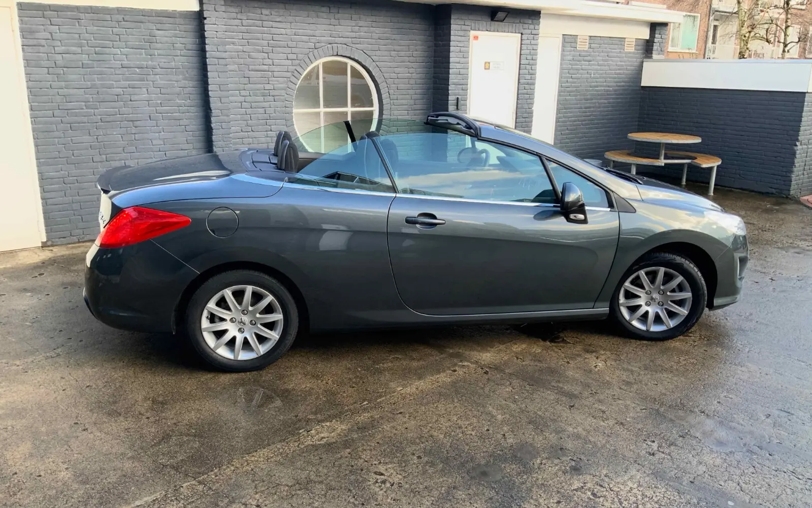 Peugeot 308 Cabrio met lage km stand