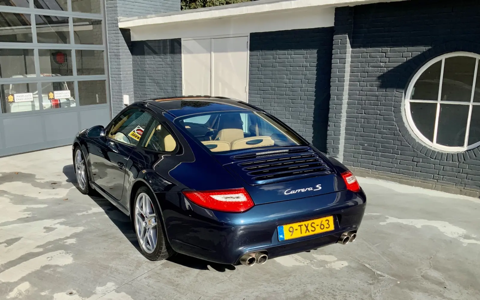 Porsche 911 S (2010)