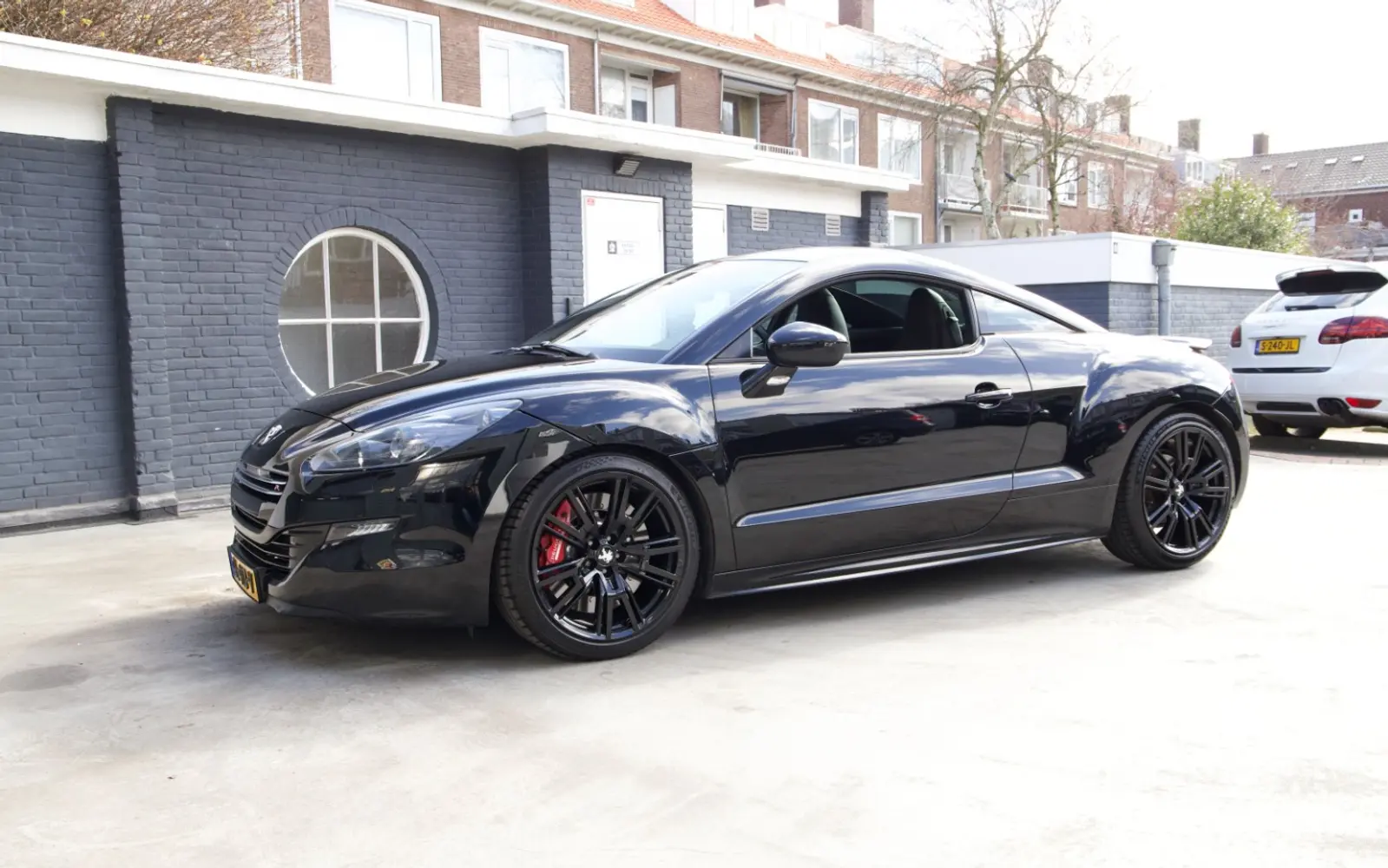 Peugeot RCZ R