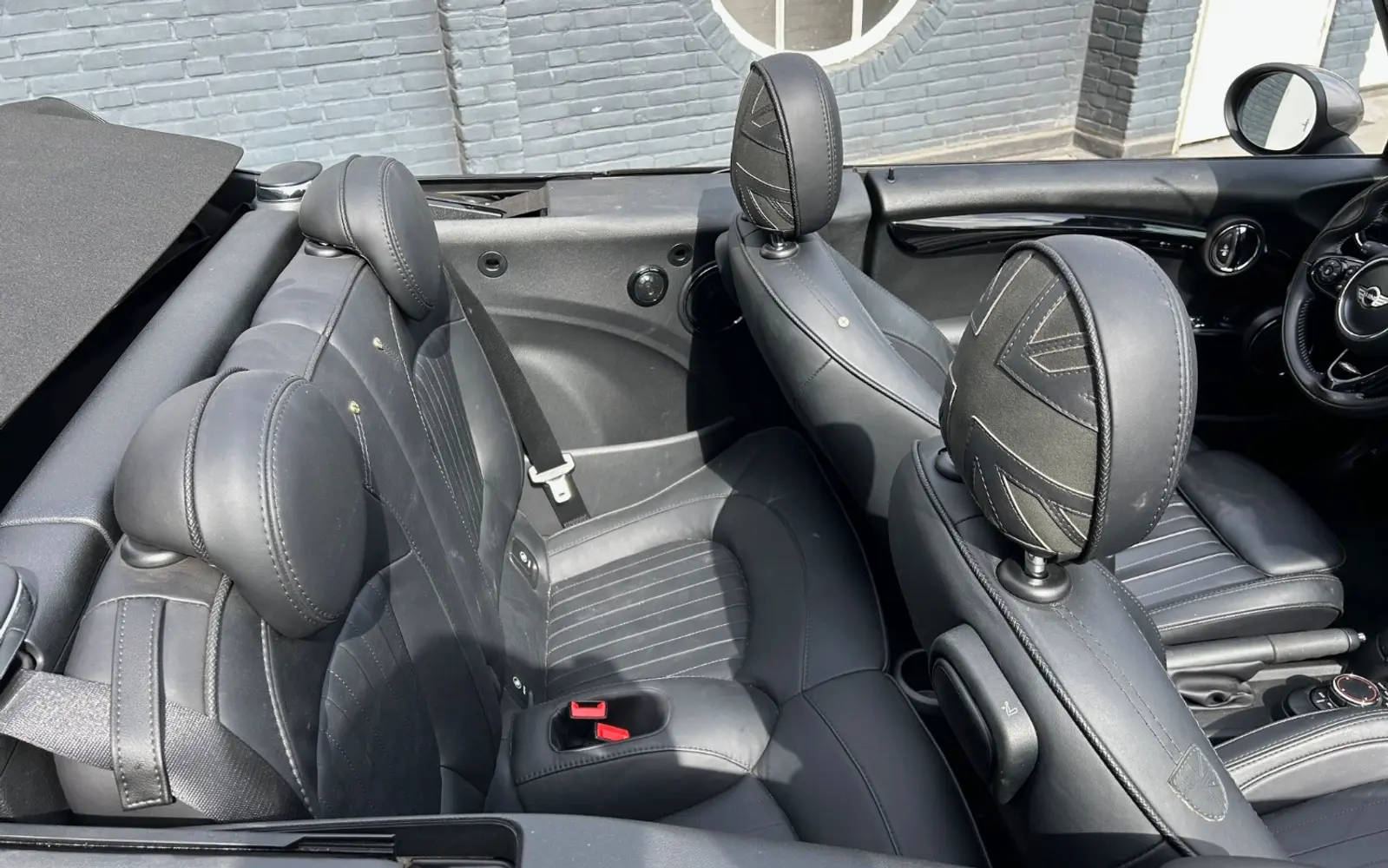 Mini Cooper S cabrio (lage km stand)