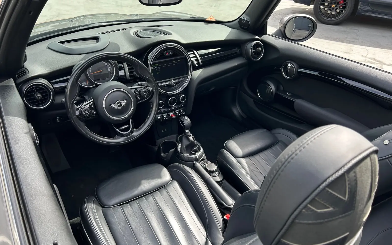 Mini Cooper S cabrio (lage km stand)