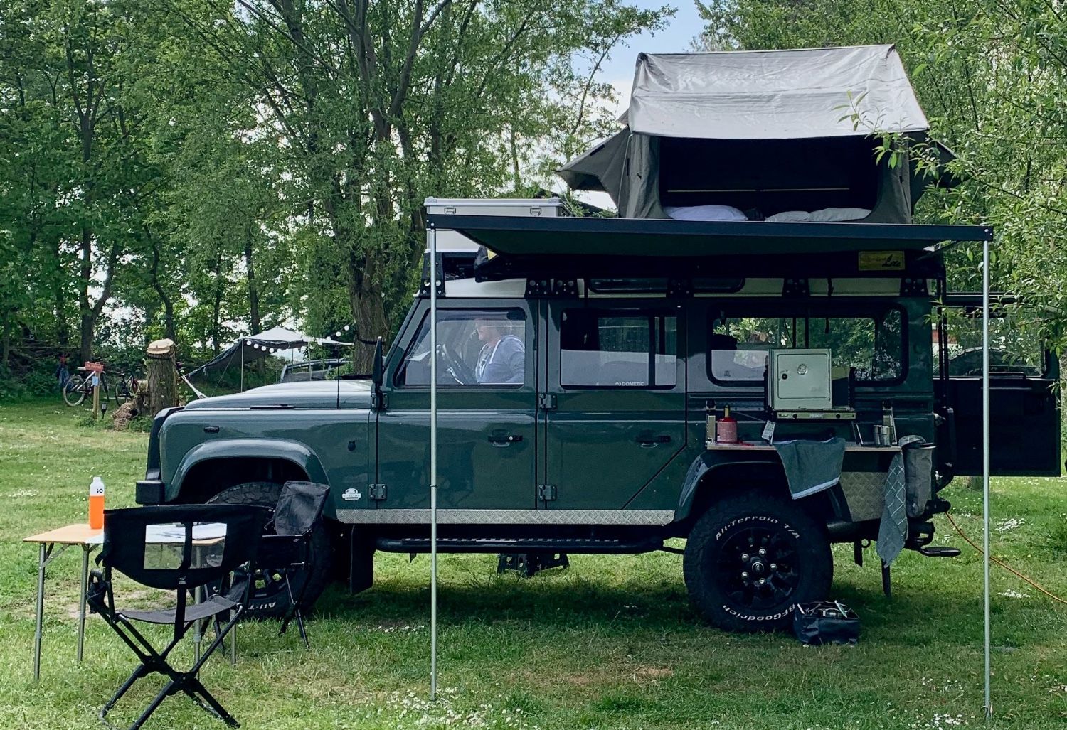 Land Rover Defender Expedition