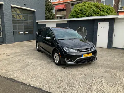 Pacifica Limited (Hybride) Lage km stand