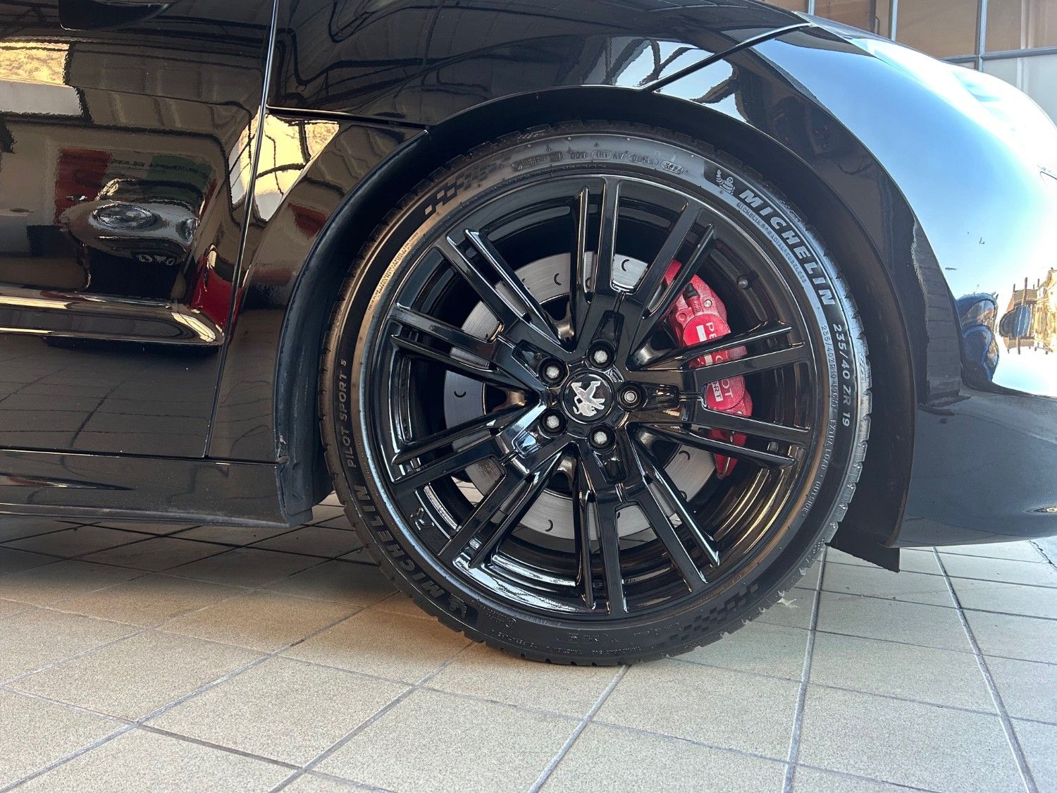 Peugeot RCZ R
