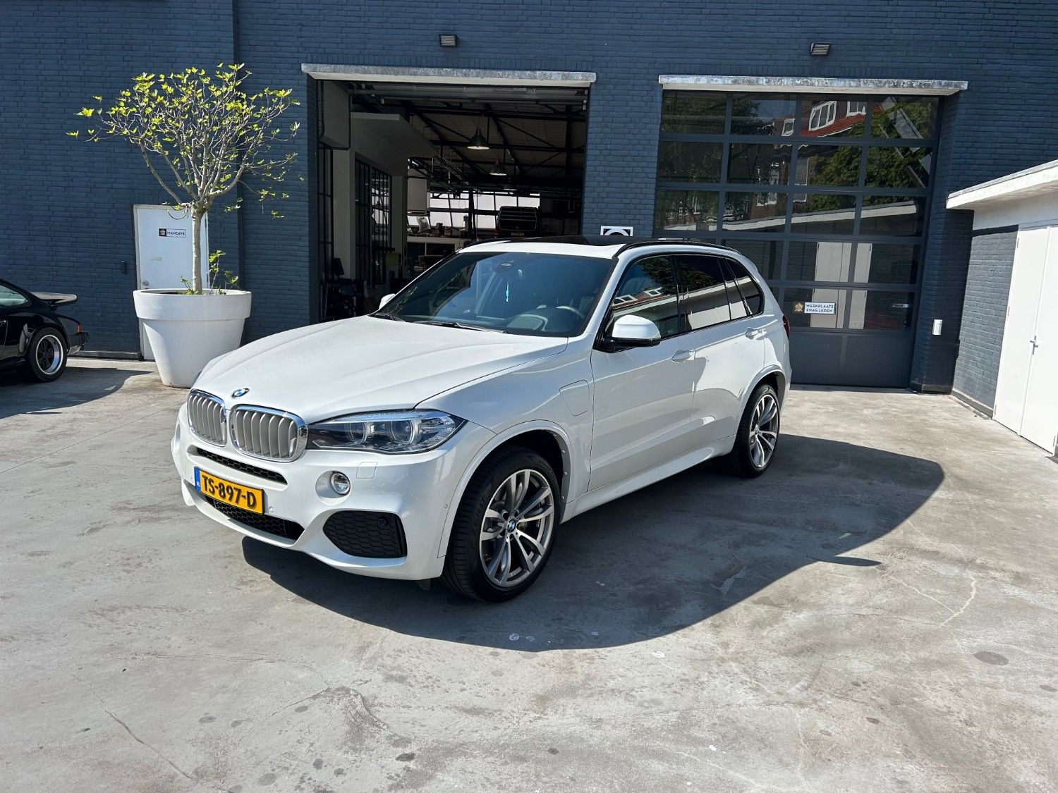 X5