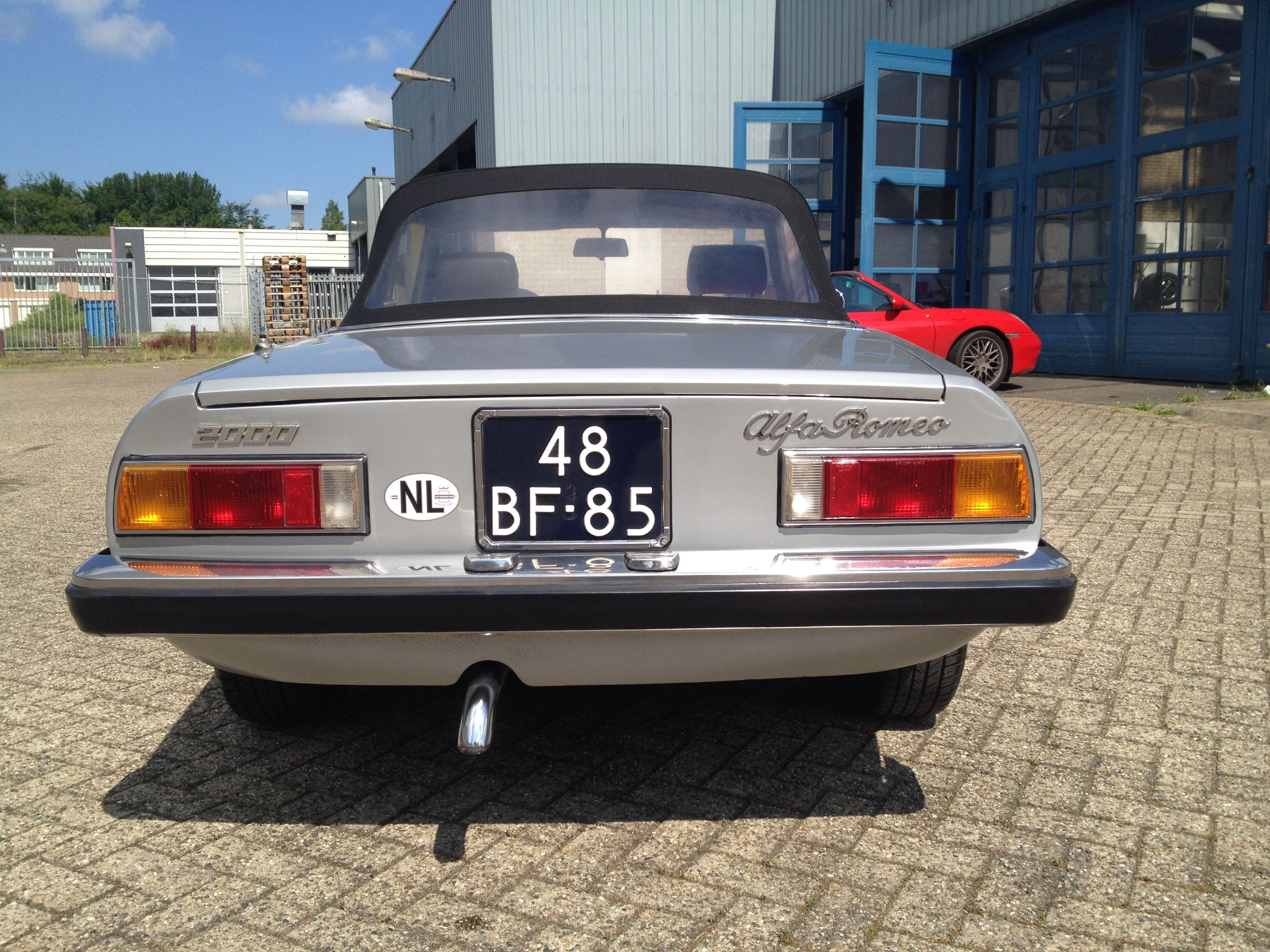 Alfa Romeo Spider 2.0