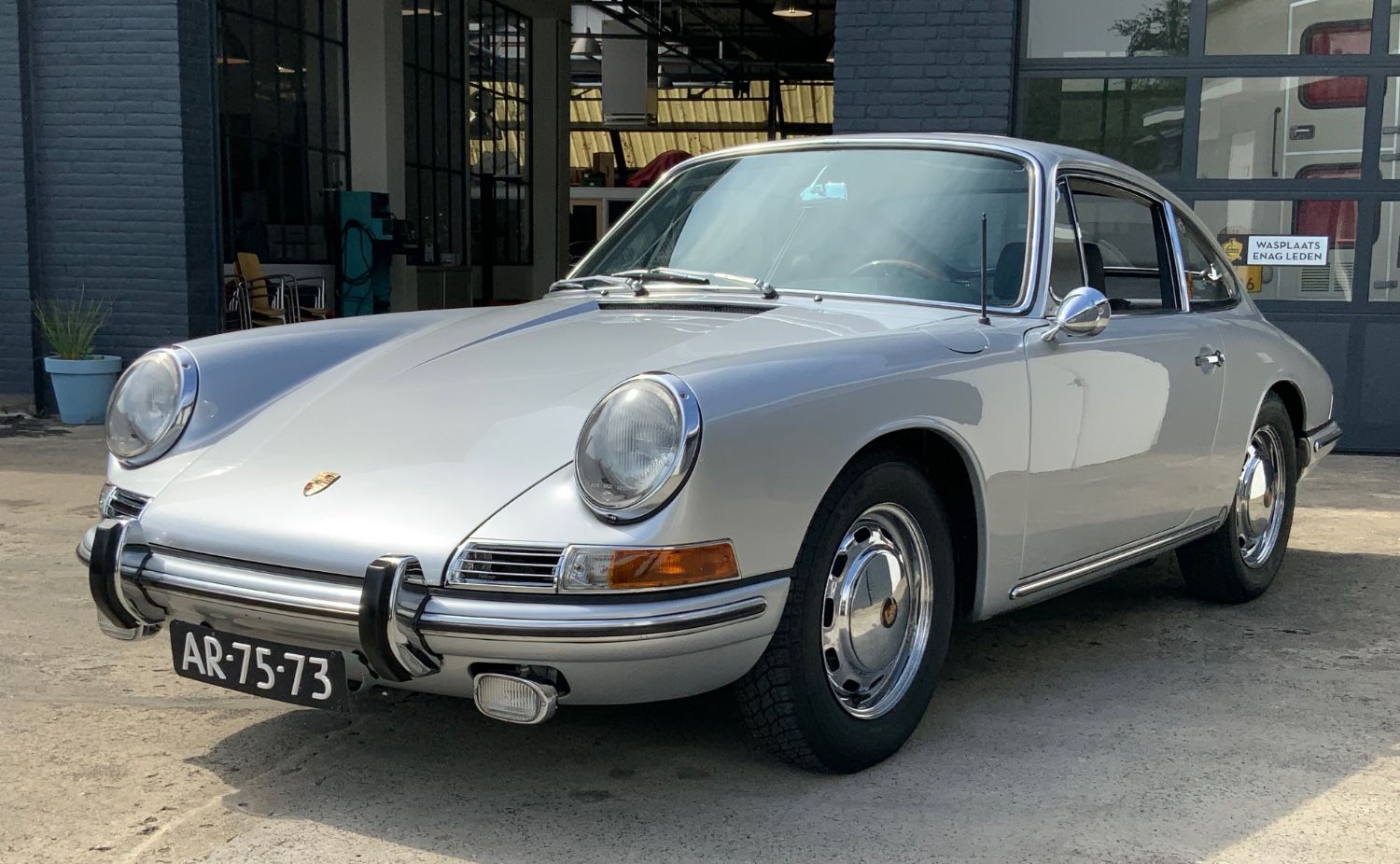 912 1967