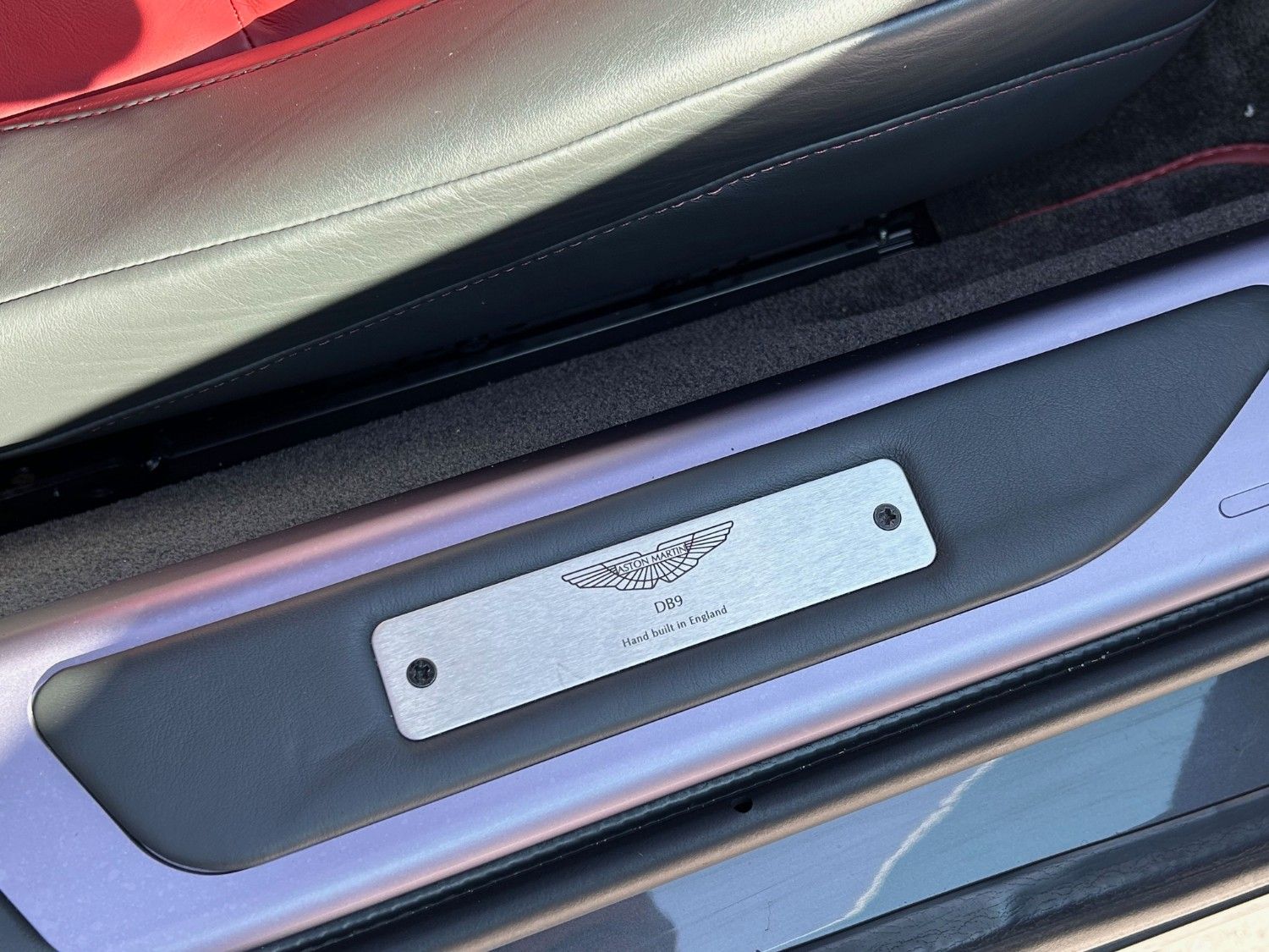 Aston Martin DB9