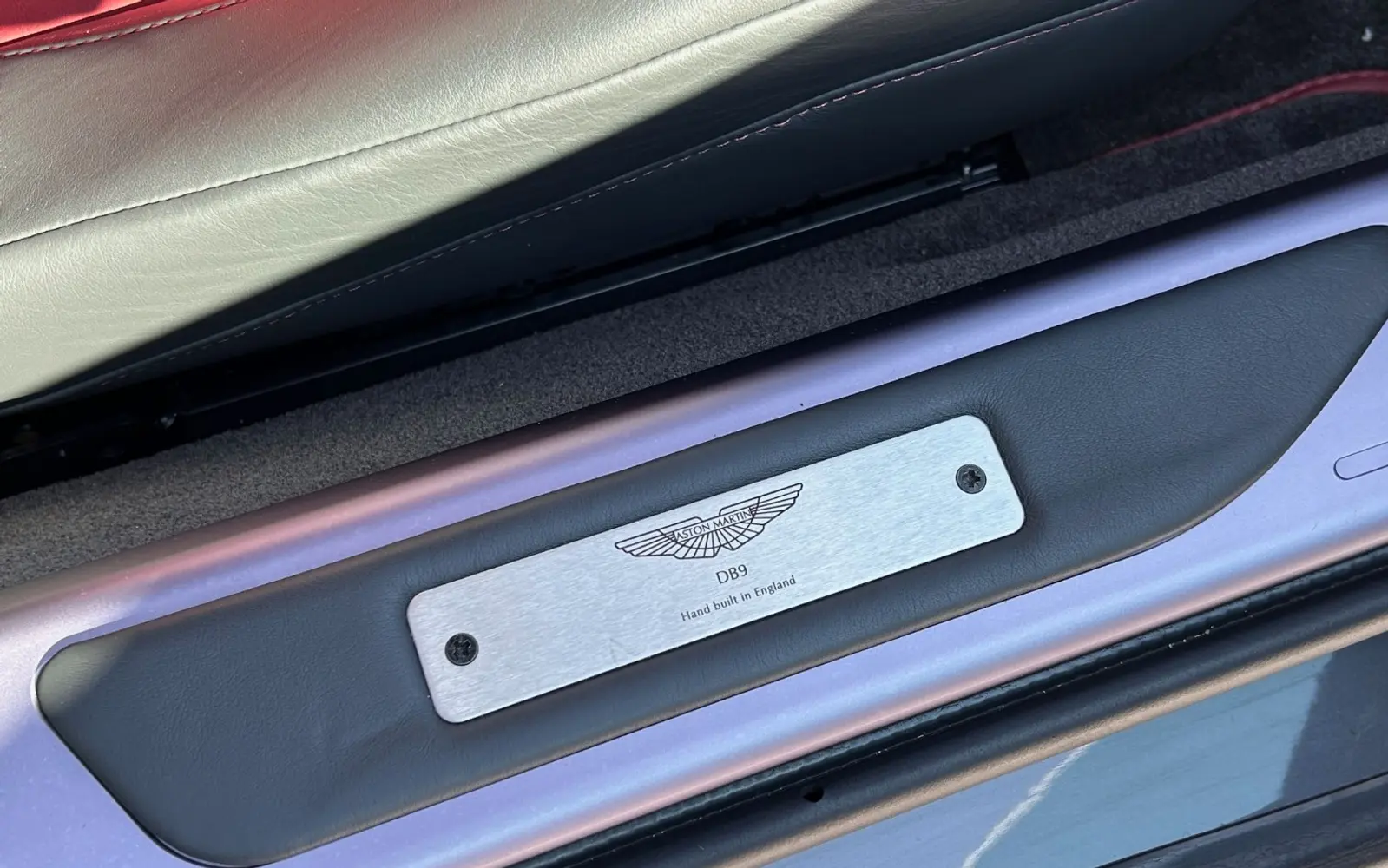 Aston Martin DB9