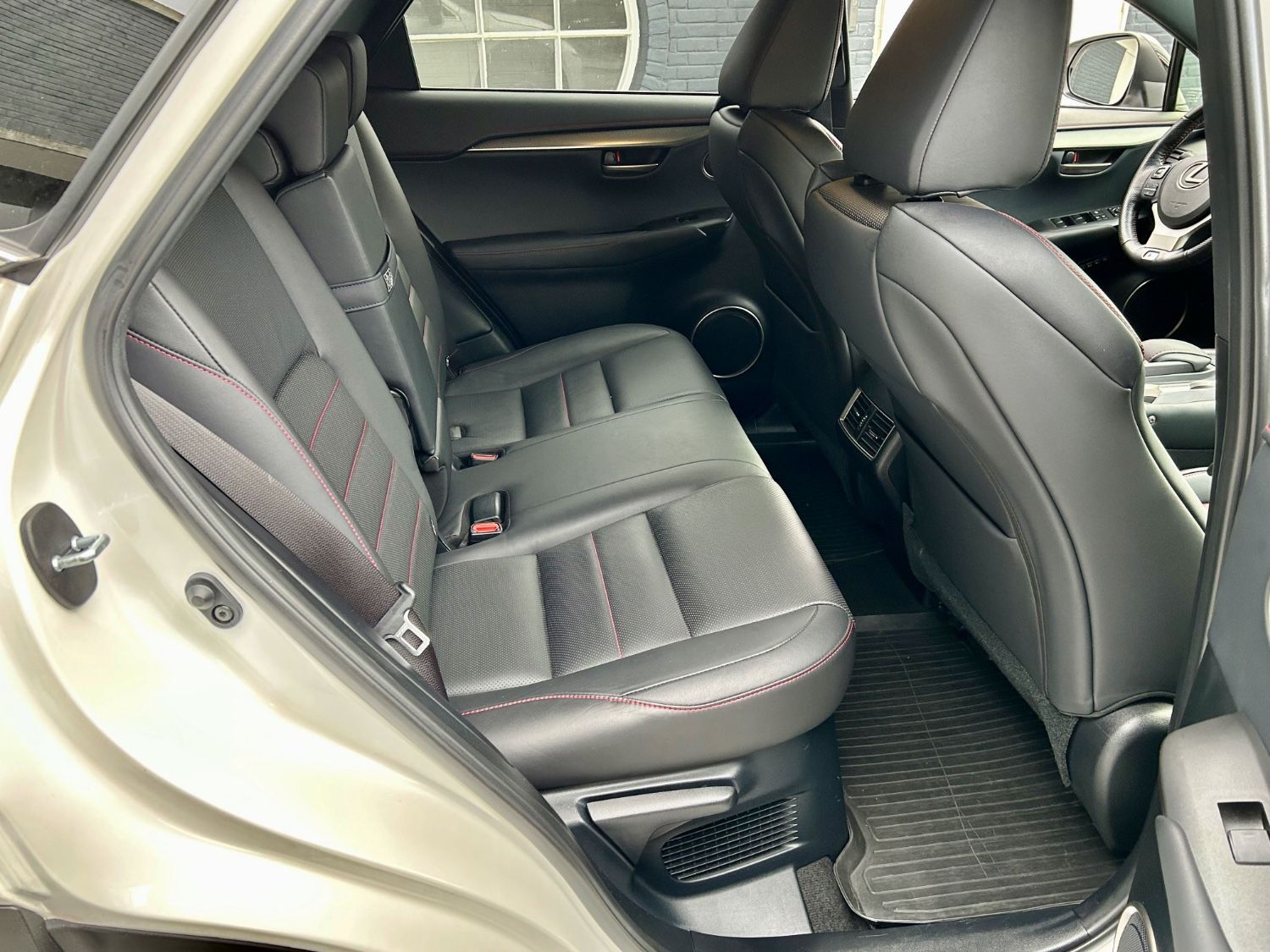 Lexus NX300h AWD Sportline limited