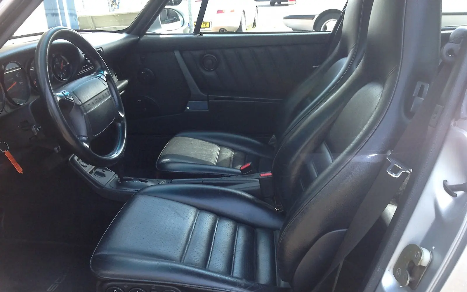 Porsche 964
