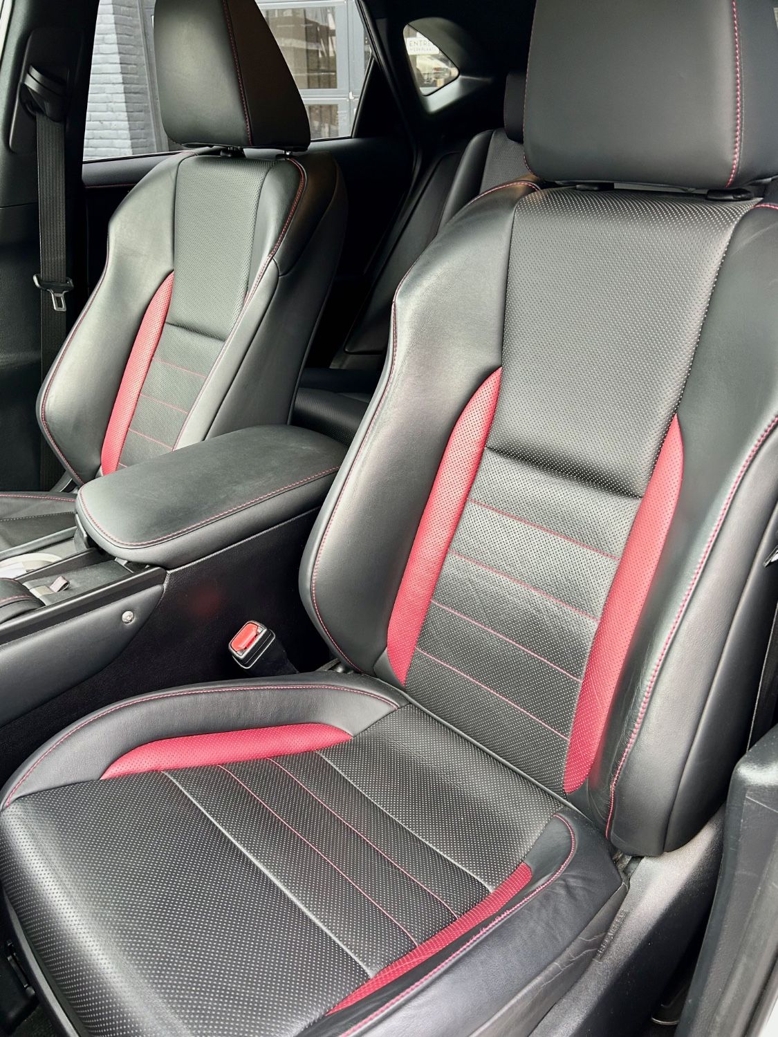 Lexus NX300h AWD Sportline limited
