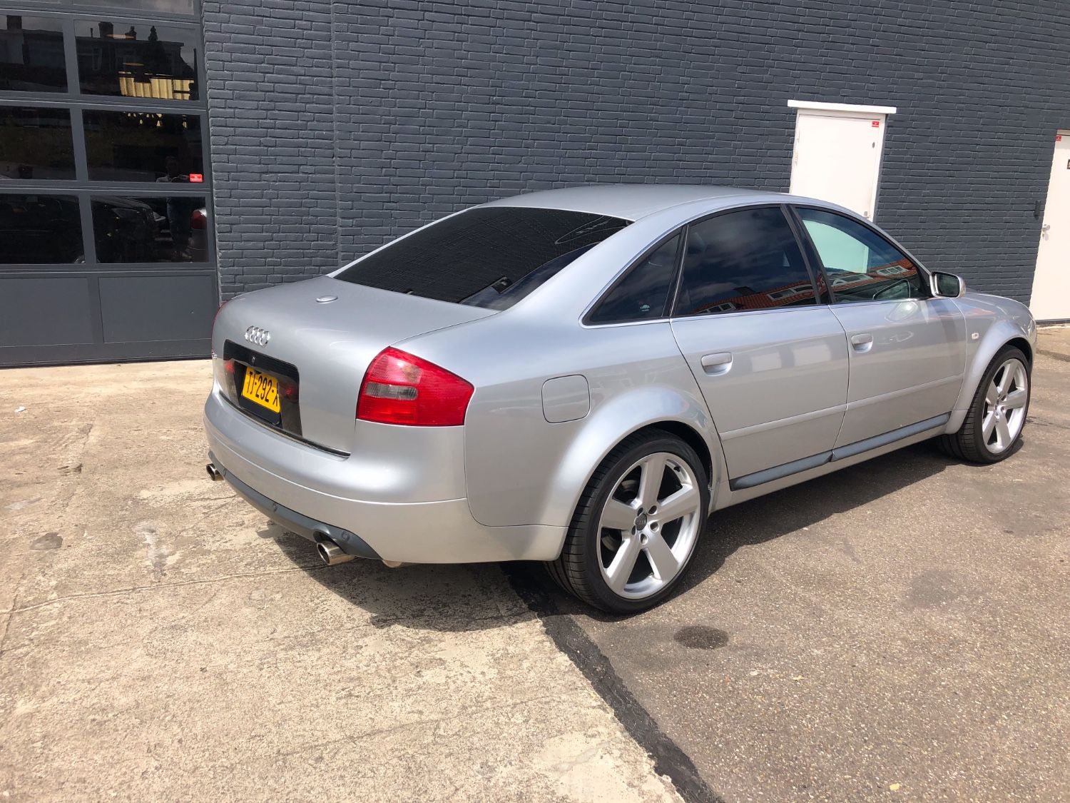 Audi S6