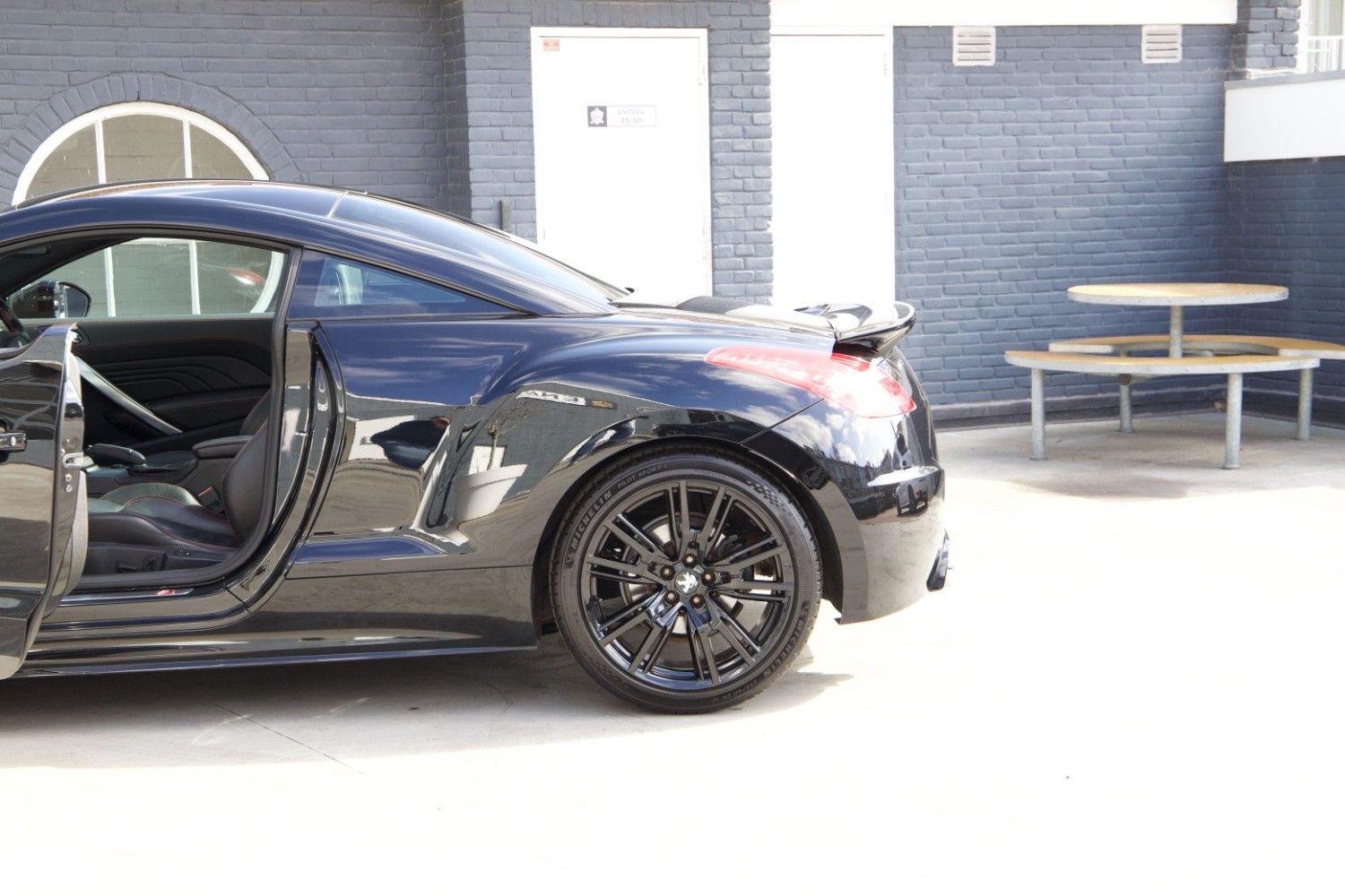 Peugeot RCZ R