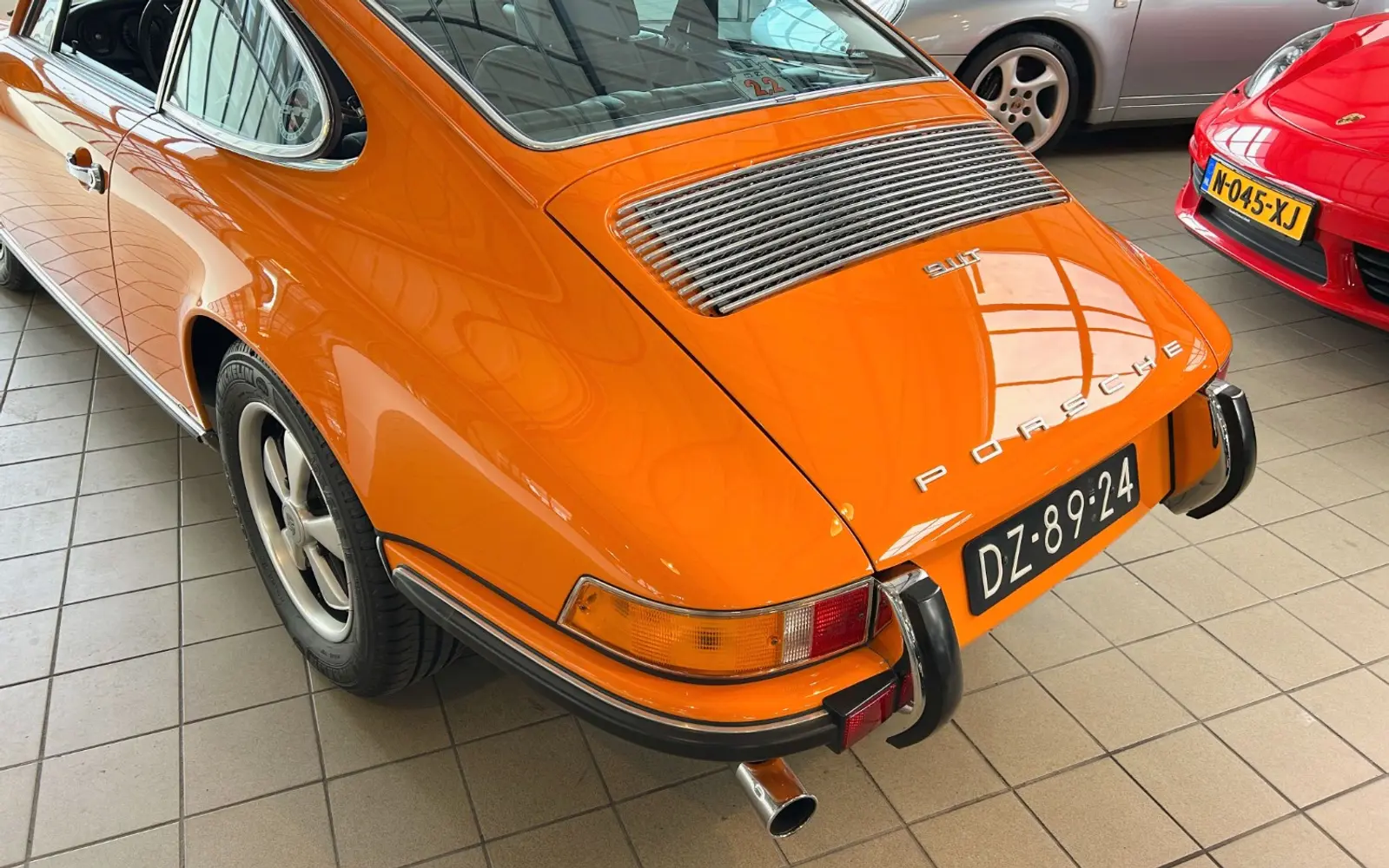 Porsche 911T in nieuwstaat