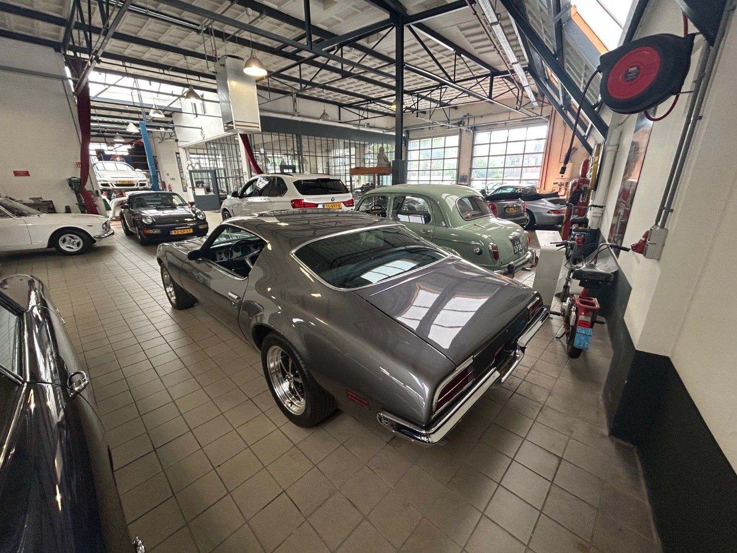 Pontiac Firebird Esprit