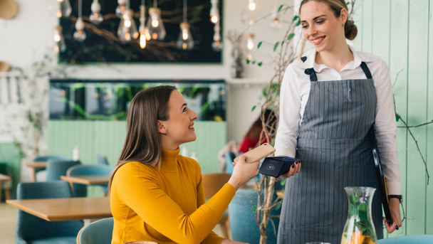 How we elevate F&B operations with Oracle