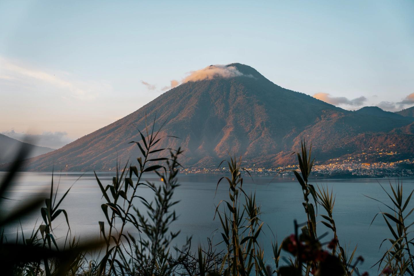 Blick auf den Atitlán-See