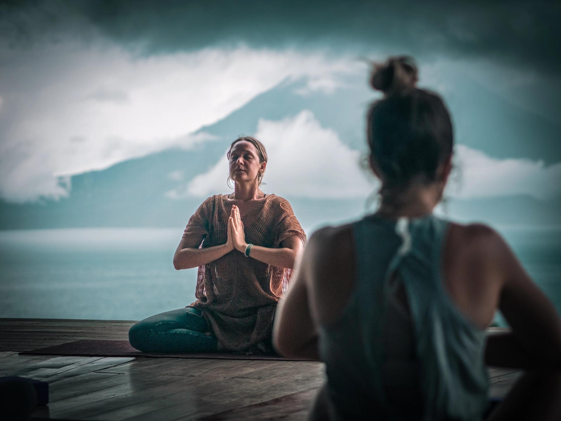 Wo hat Yoga seinen Ursprung? Auf den Spuren der faszinierenden Wurzeln dieser zeitlosen Praxis