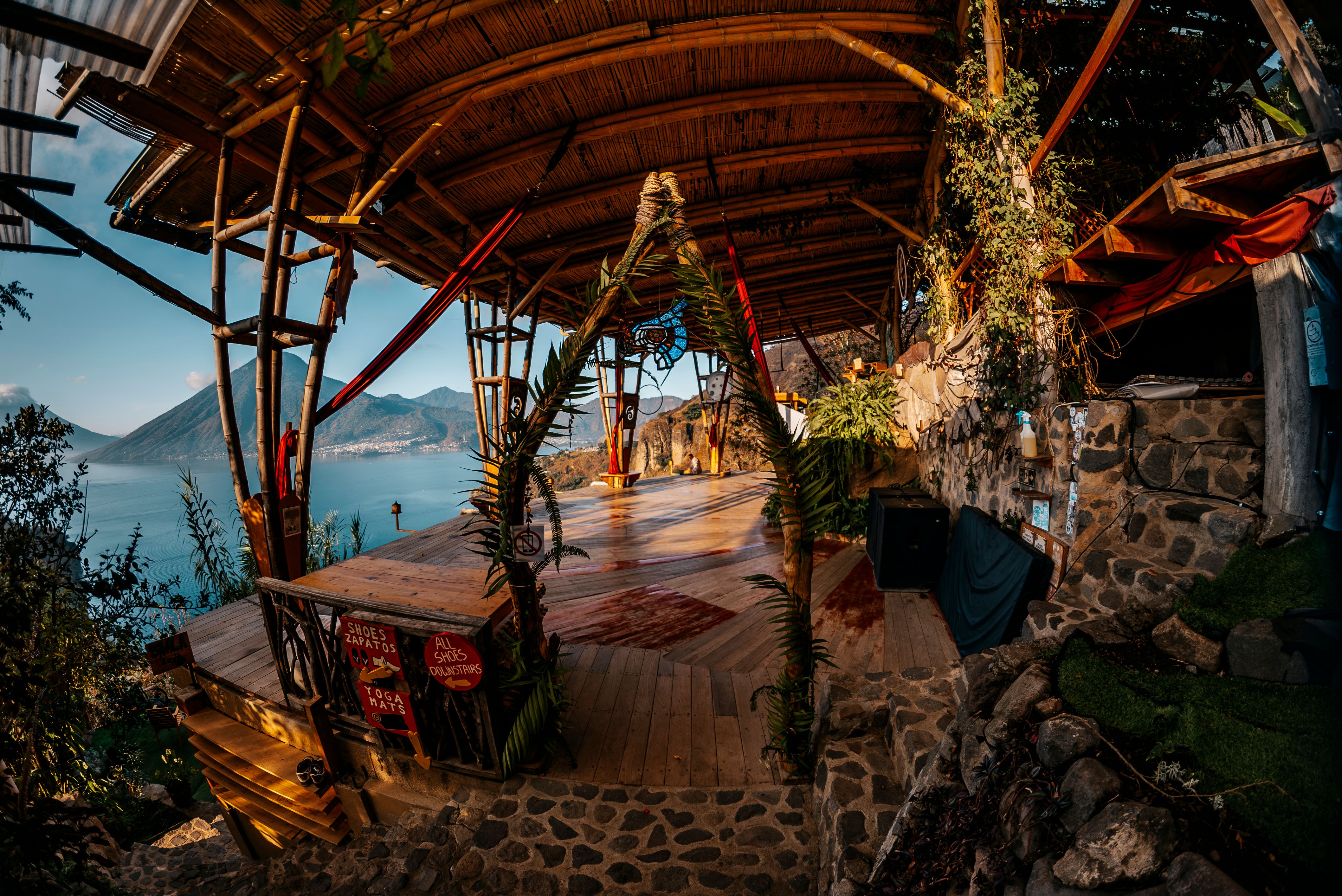 Kula Collective Yogalehrer-Ausbildung am Atitlán-See