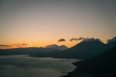 Embarque em uma excursão de barco pelo majestoso Lago Atitlán: as 5 principais dicas
