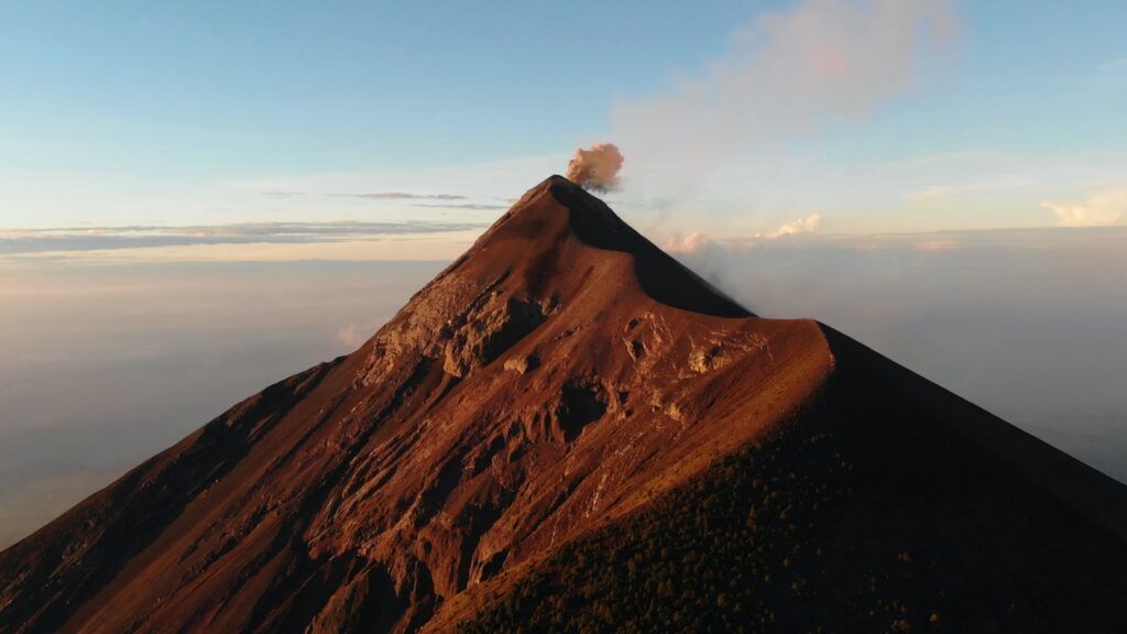 ¿Cuáles son las mejores rutas de senderismo de Guatemala? Descubre joyas ocultas y aventuras populares
