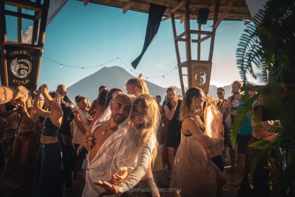 Ecstatic Dance Guatemala: Mittelamerikas pulsierendes Zentrum für Bewegung und Verbundenheit