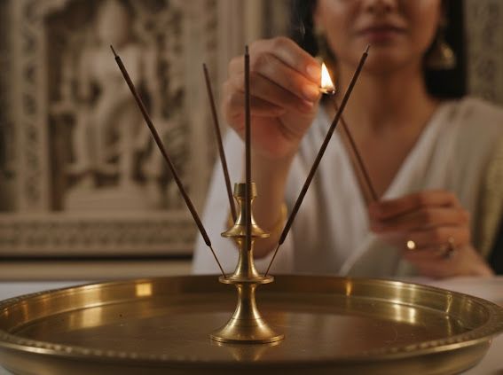 Brass Agarbatti Stand 3