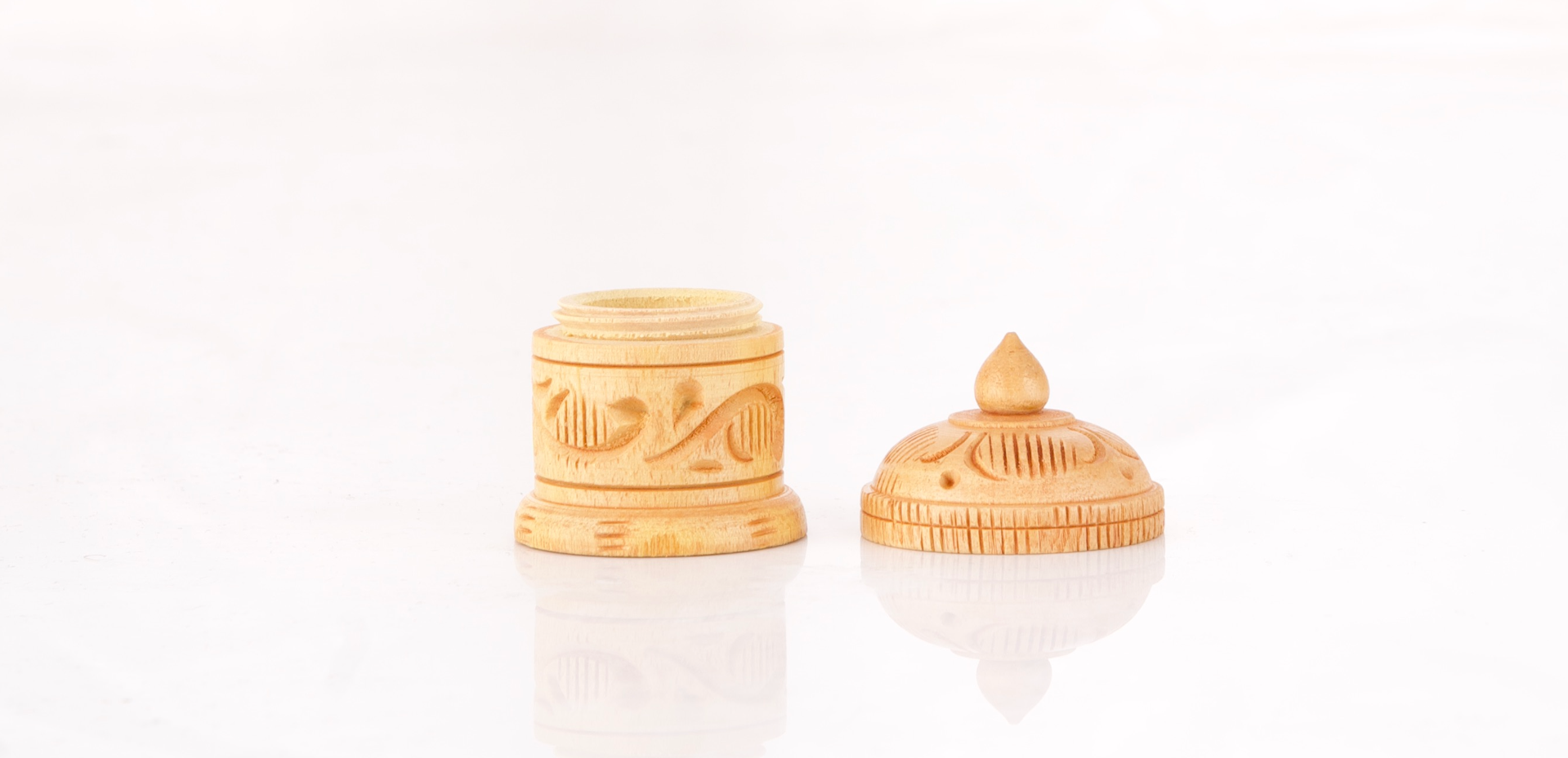  Handcrafted Wooden Sindoor Dibbi 2