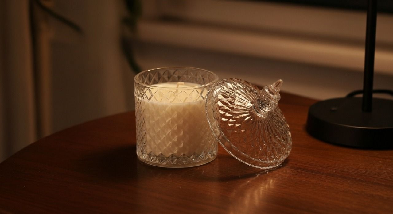 crystal-glow-scented-candle 3