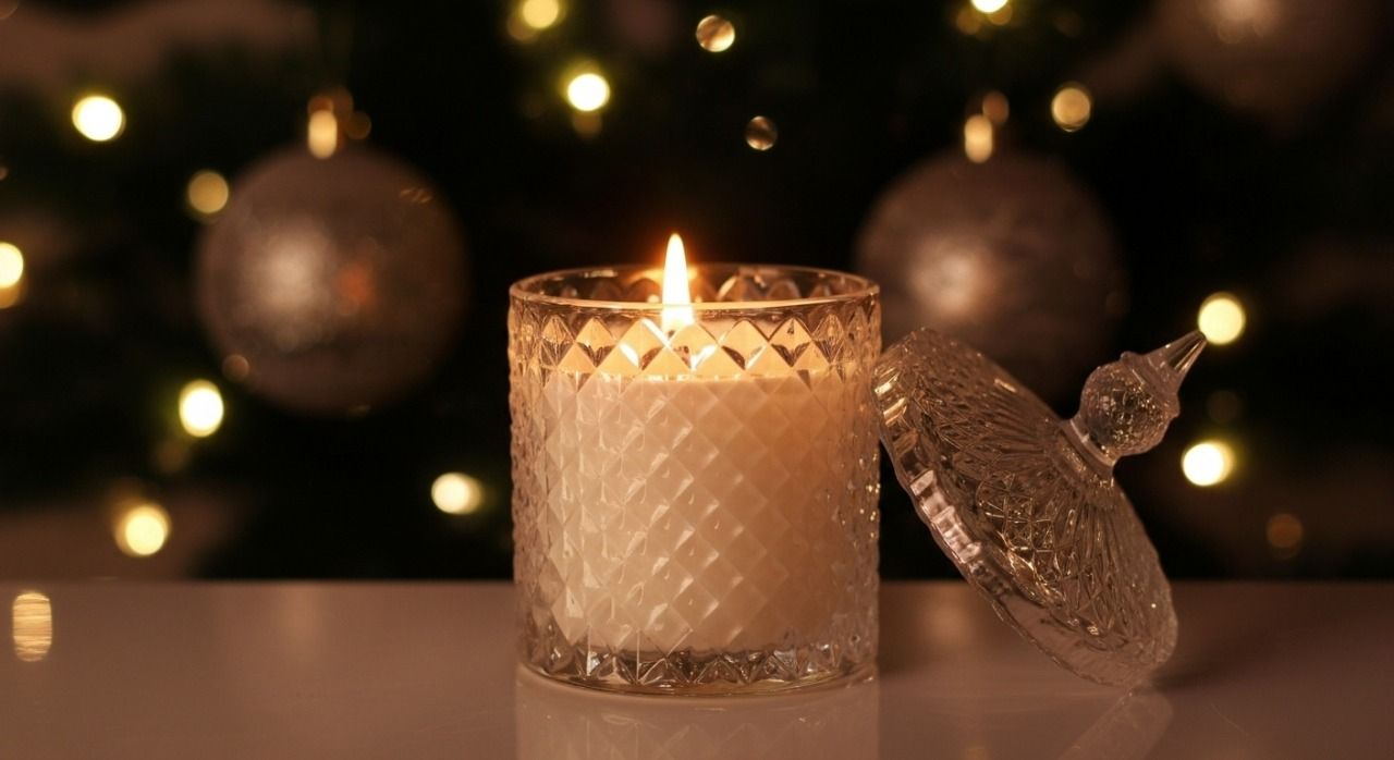 crystal-glow-scented-candle