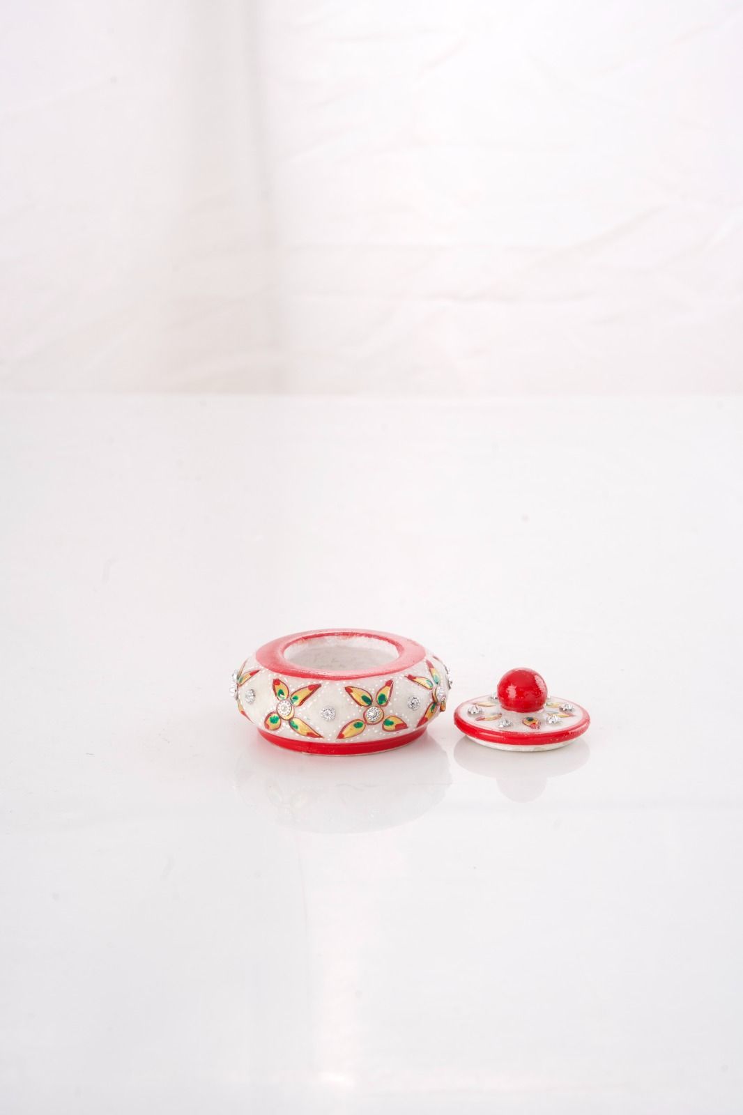 Marble Meenakari Sindhoor Dibbi with Kundan Work (small)   6