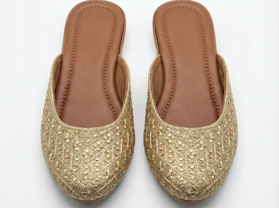 Sunehri Noor Jutti  2