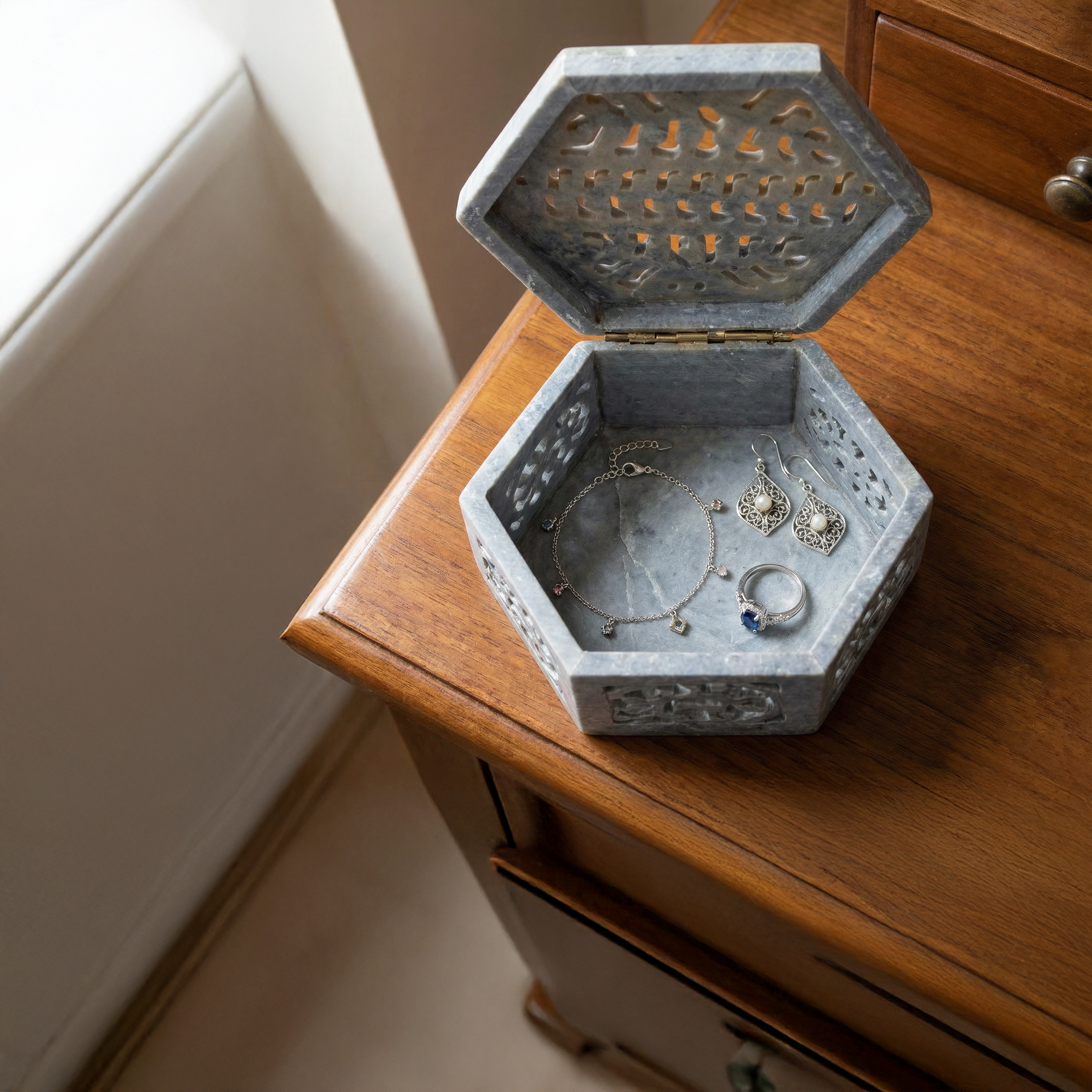Hand-Carved Soapstone Hexagonal Jewellery Box 5