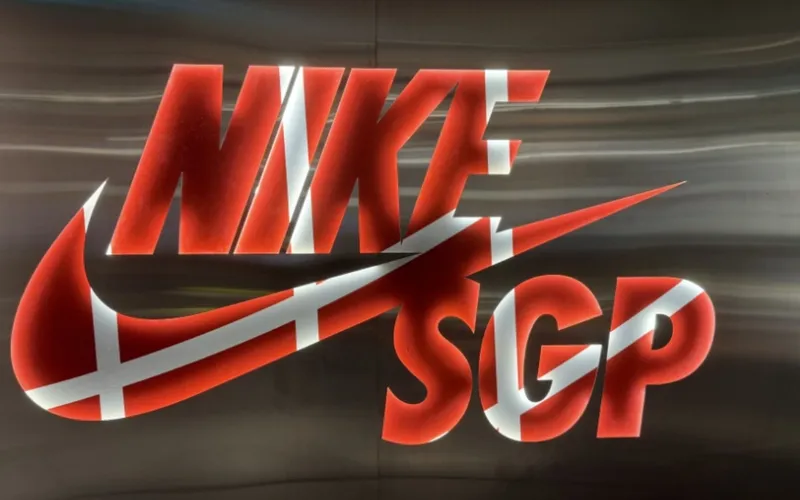 20-Day Challenge: Launching Nike’s Multi-Tech Store Amidst 300,000 Daily Visitors