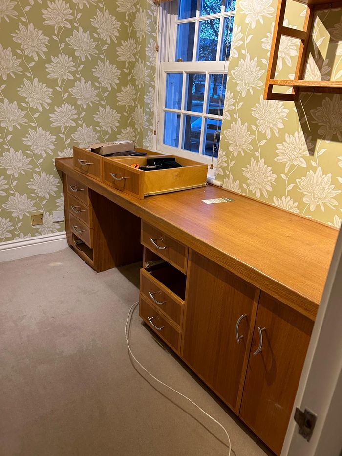Old decor and built in desk