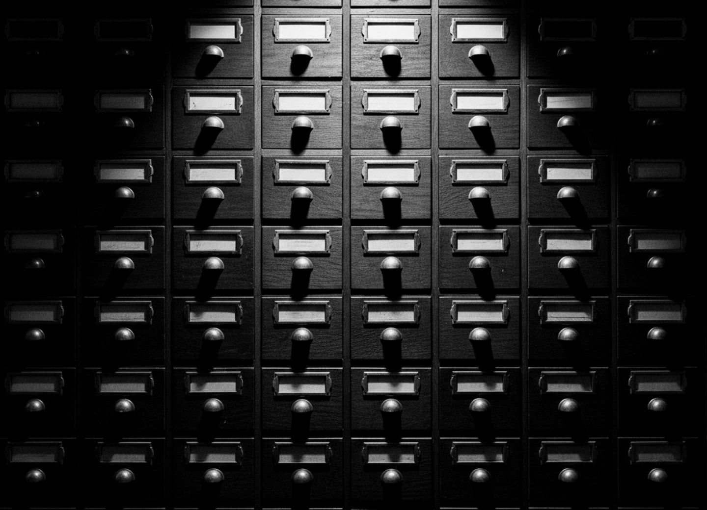 El Juego de los Abalorios hecho manifiesto: sistemas de conocimiento en busca de correspondencias ocultas.