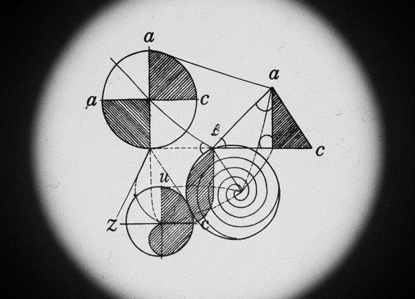 Raciocínio matemático renderizado em formatos de texto e imagem