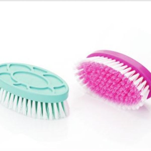 Oval laundry brush