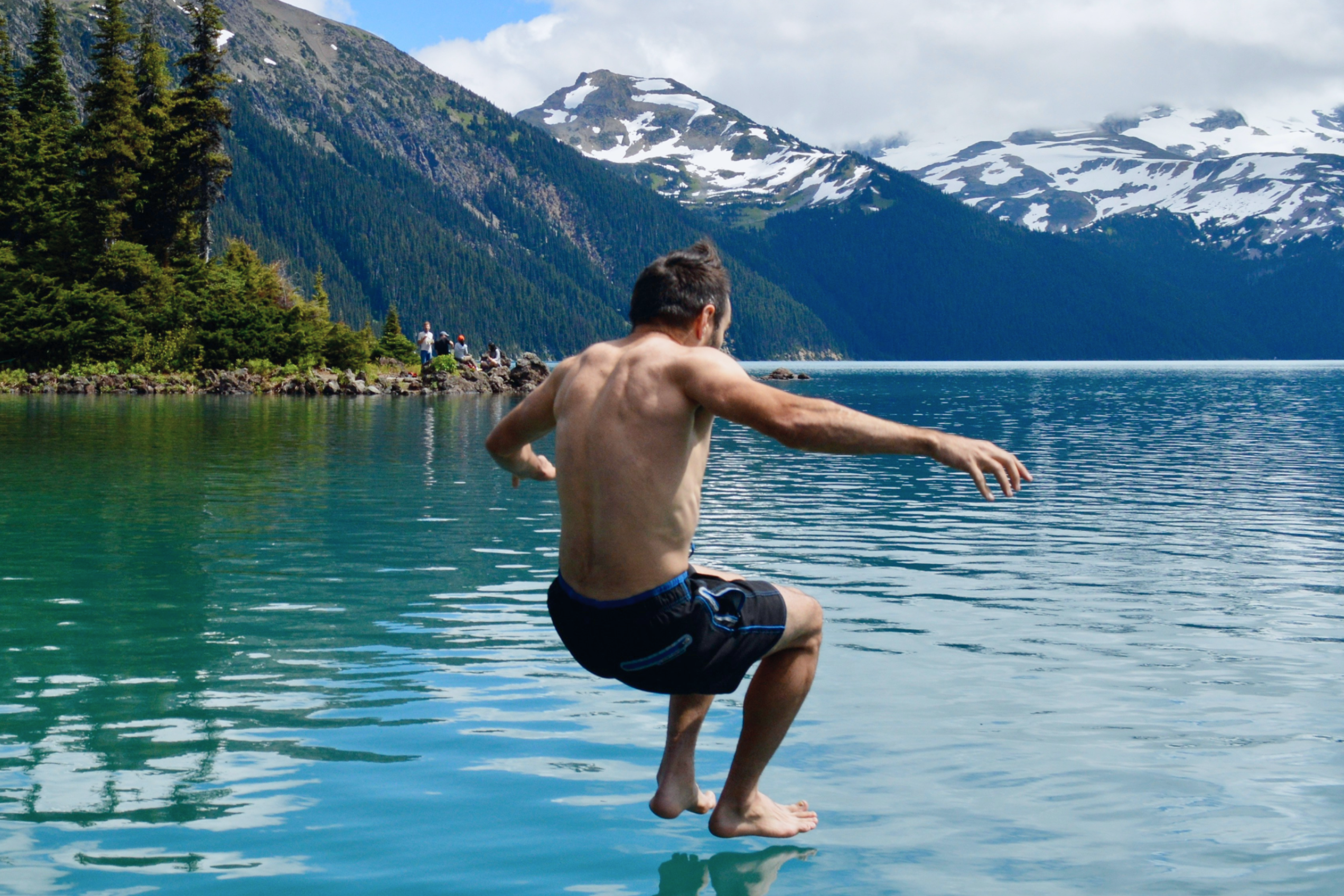 Cold water swimming