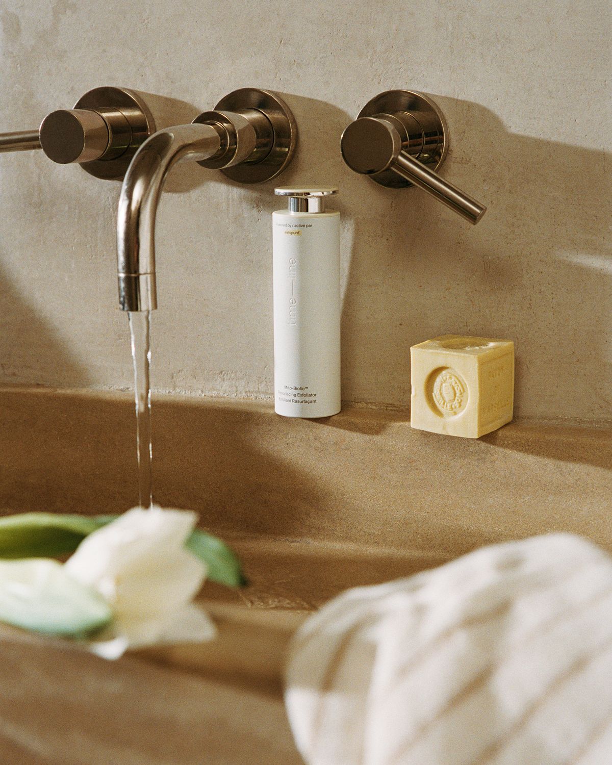 Mito-biotic mitopure Resurfacing exfoliator