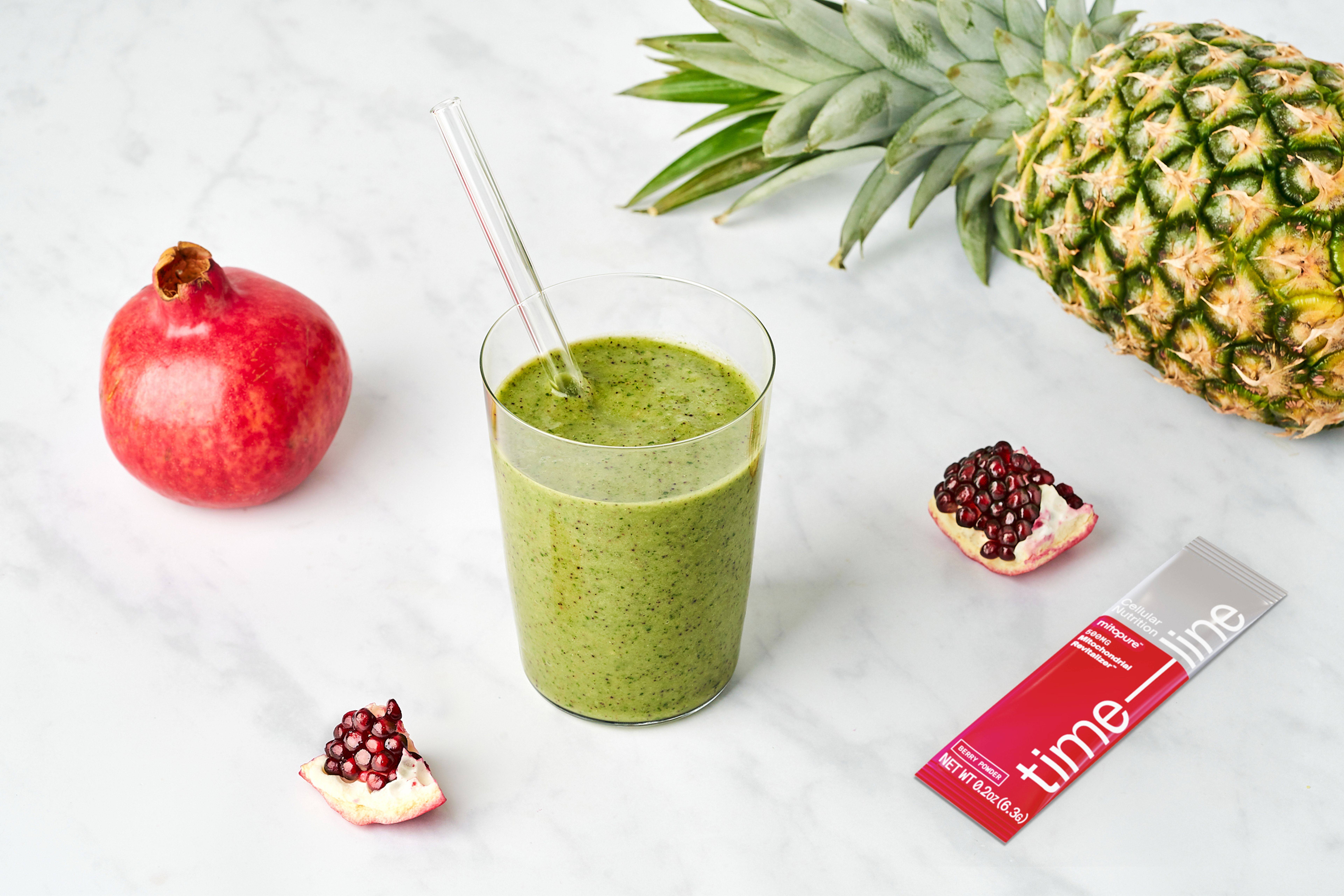 Pomegranate and Pineapple Smoothie with Mitopure