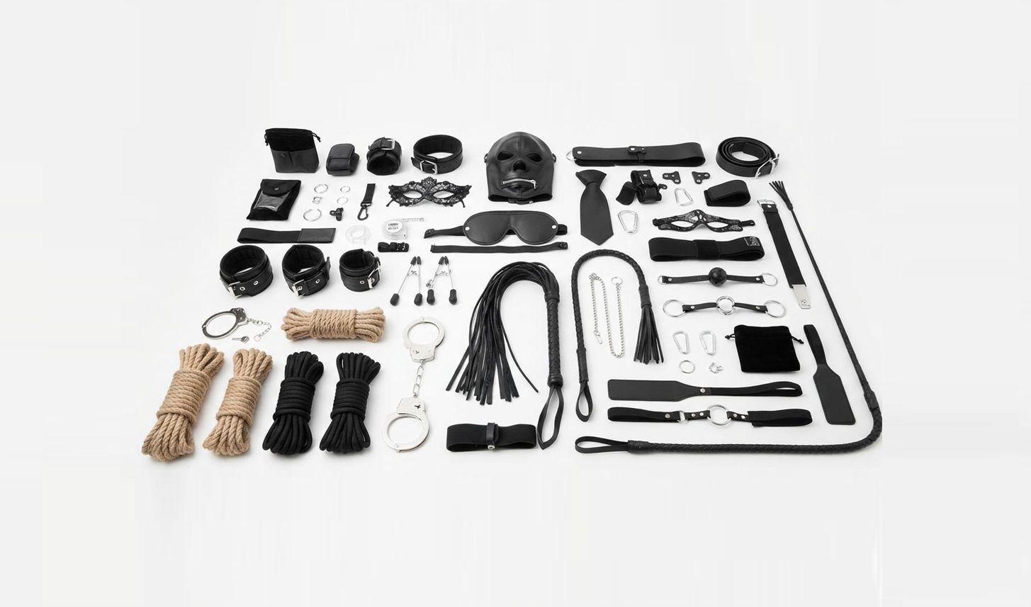 BONDAGE   FETICHES