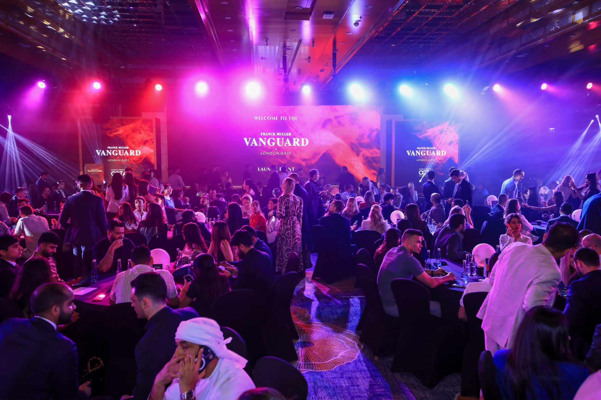 Top Event Planner in Dubai – A high-end corporate gala setup with luxurious decor.
