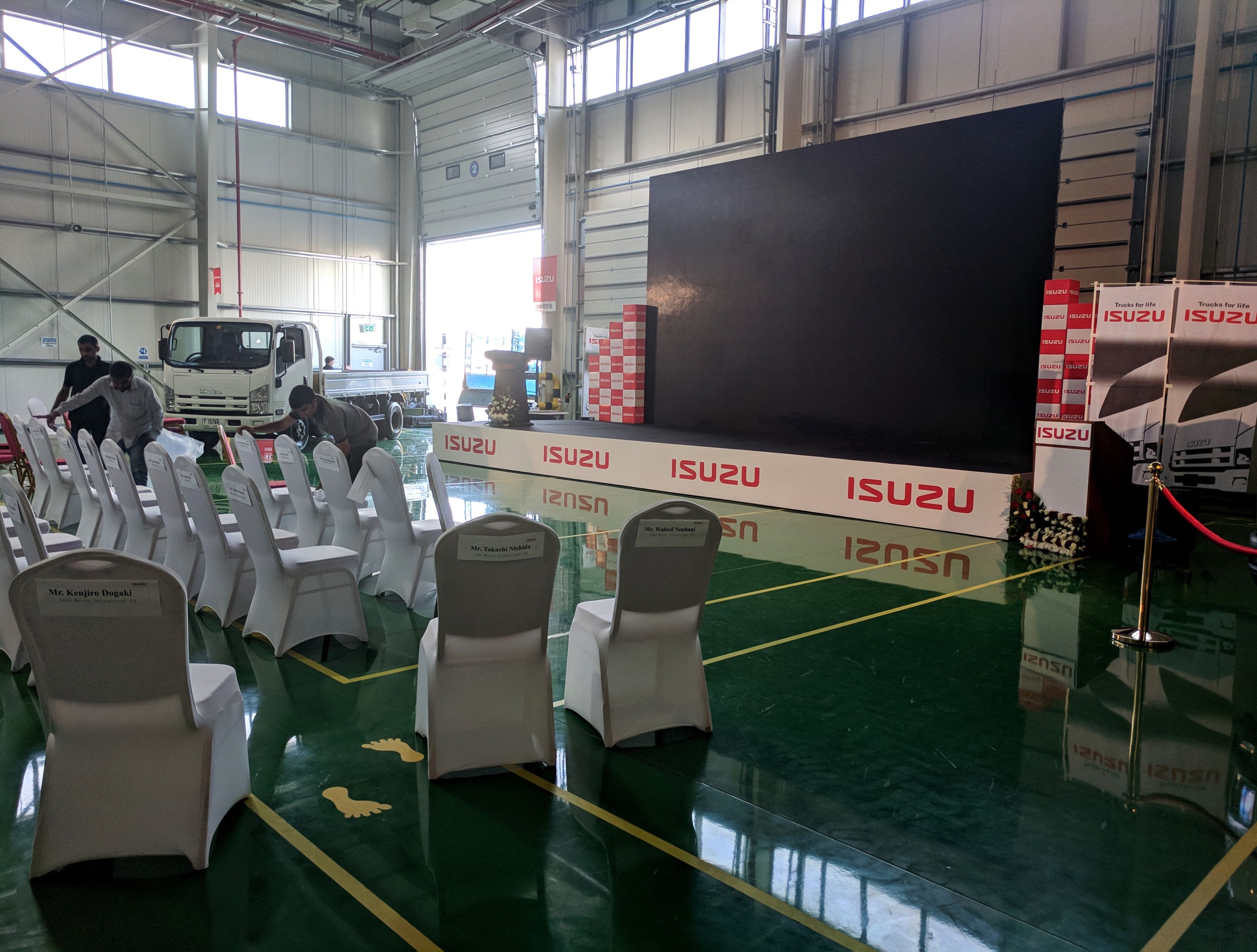 ISUZU.jpg