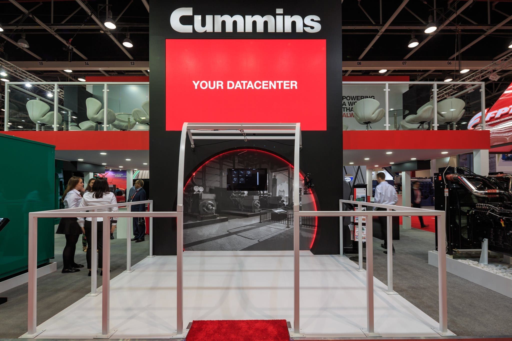 Cummins Your Datacenter arch entrance on the double-decker stand