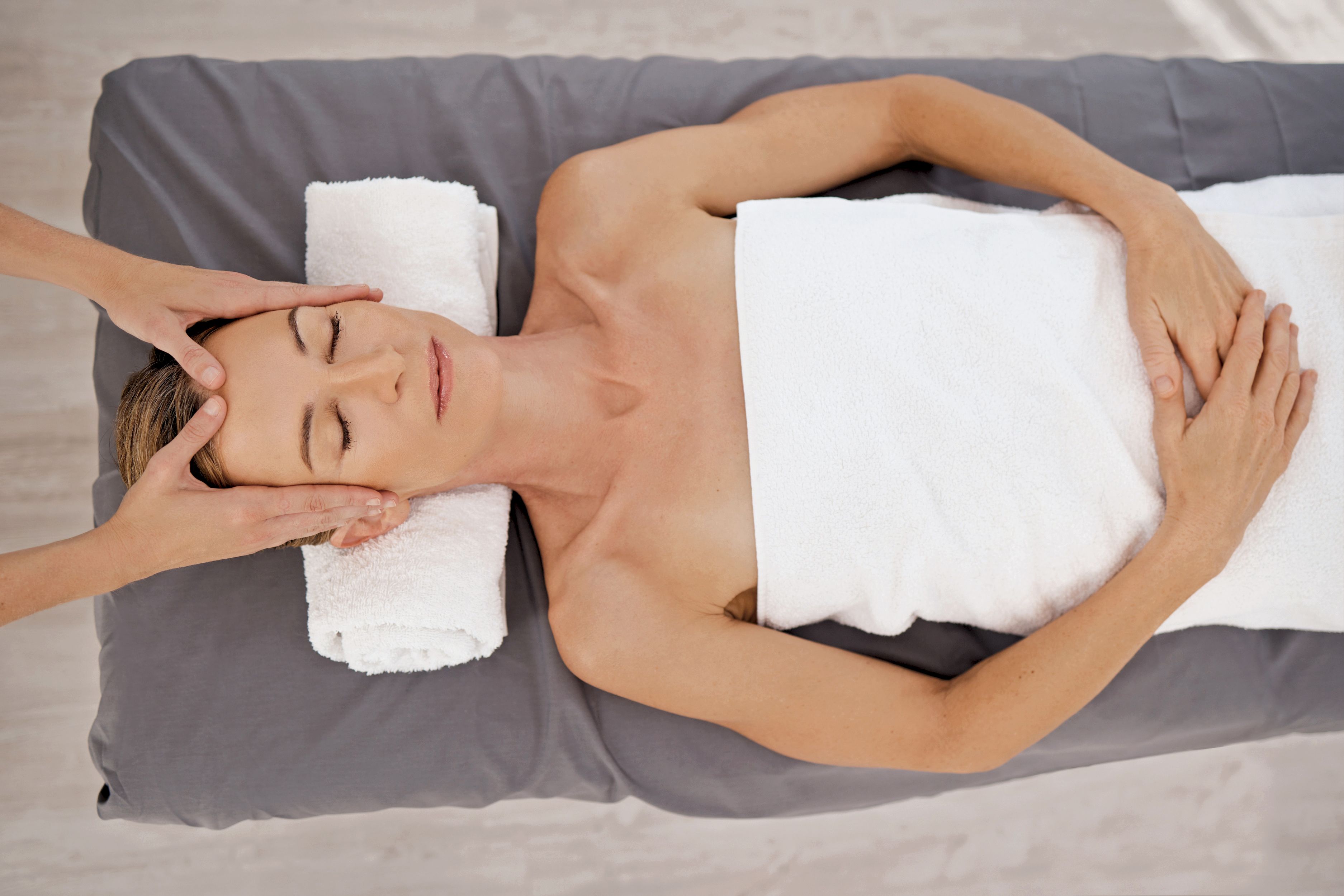 Face & Head Massage: The 20-Minute Ritual Against Headaches, Insomnia & Cranial Tension