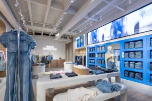 Good American Lenox Square Location