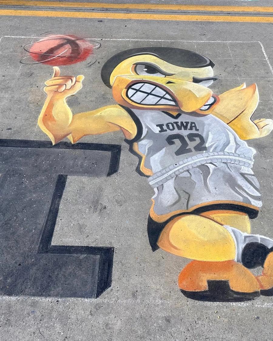 Caitlin Clark Herky